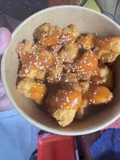 Hình ảnh Gà viên chiên sốt chua ngọt 