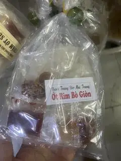 Hình ảnh Bánh tráng dẻo ớt rim bò giòn