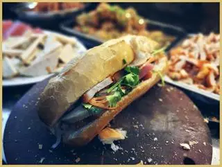 Hình ảnh Bánh mì chà bông