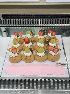 Hình ảnh Set 12 bánh su kem singarpo