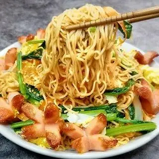 Hình ảnh Mỹ xào xúc xích