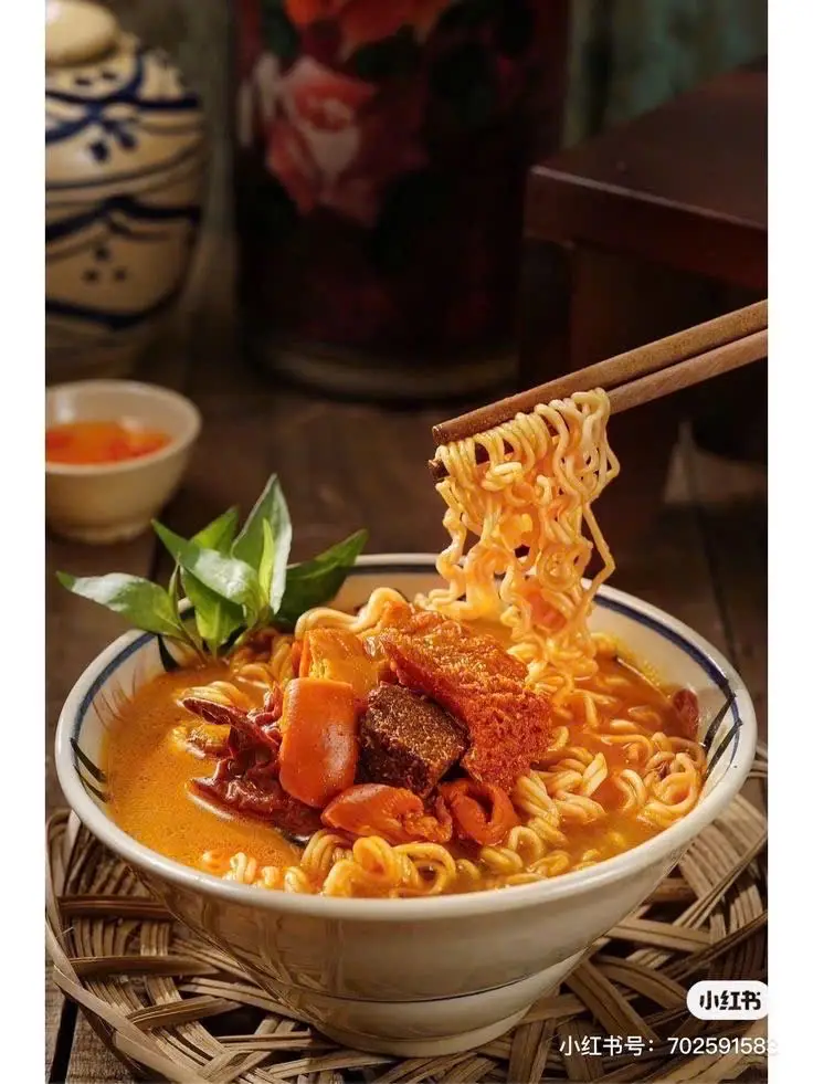 Hình ảnh Mì gói phá lấu Tứ Xuyên - cay