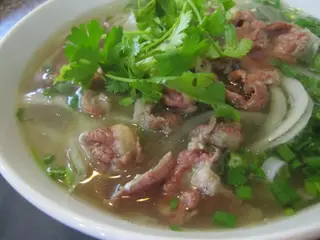 Hình ảnh Phở tái lăn