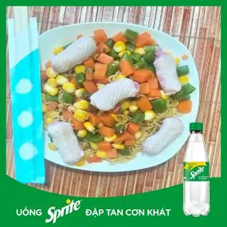 Hình ảnh Mì trộn mực xoắn