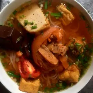 Hình ảnh Bún riêu cua - giò - chả