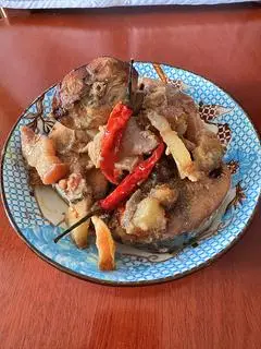 Hình ảnh Cơm cá ngừ kho