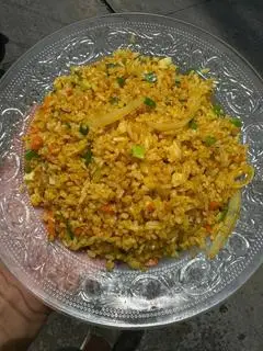 Hình ảnh cơm chiên cà ri gà viên 