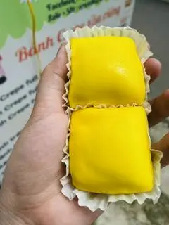 Hình ảnh Bánh crepe sầu riêng hộp 2 cái