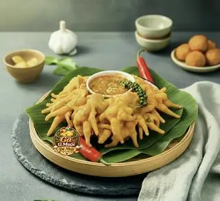 Hình ảnh   Chân Gà Ủ Muối Hoa Tiêu Rút Xương Khay 500G + Kèm 2 Hũ Sốt Chấm Muối Hoa Tiêu