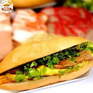 Hình ảnh Bánh mì pate - trứng