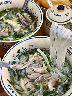 Hình ảnh Phở lườn đùi - ức
