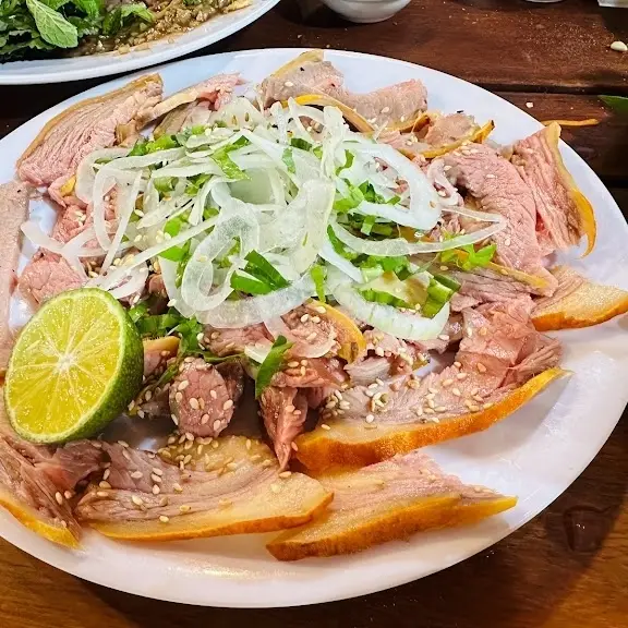 Hình ảnh Bê Thui  phần 3,4 người ( tặng bánh đa )
