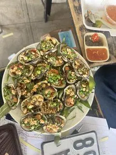 Hình ảnh Sò lông nướng mỡ hành