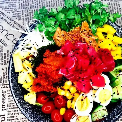 Hình ảnh ( 587,3 Calories )SPICY TUNA BOWL ( Bowl cá Ngừ )
