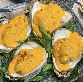 Hình ảnh Hàu Đá Nướng phomai