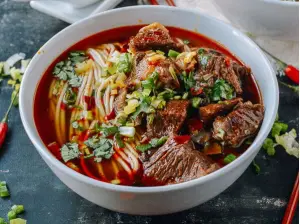Hình ảnh Combo Mì Bò Cay + coka