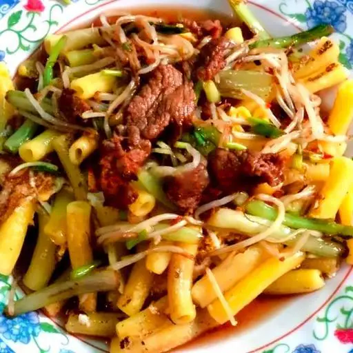 Hình ảnh Nui xào bò