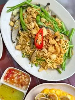 Hình ảnh Mì Xào Ốc Giác