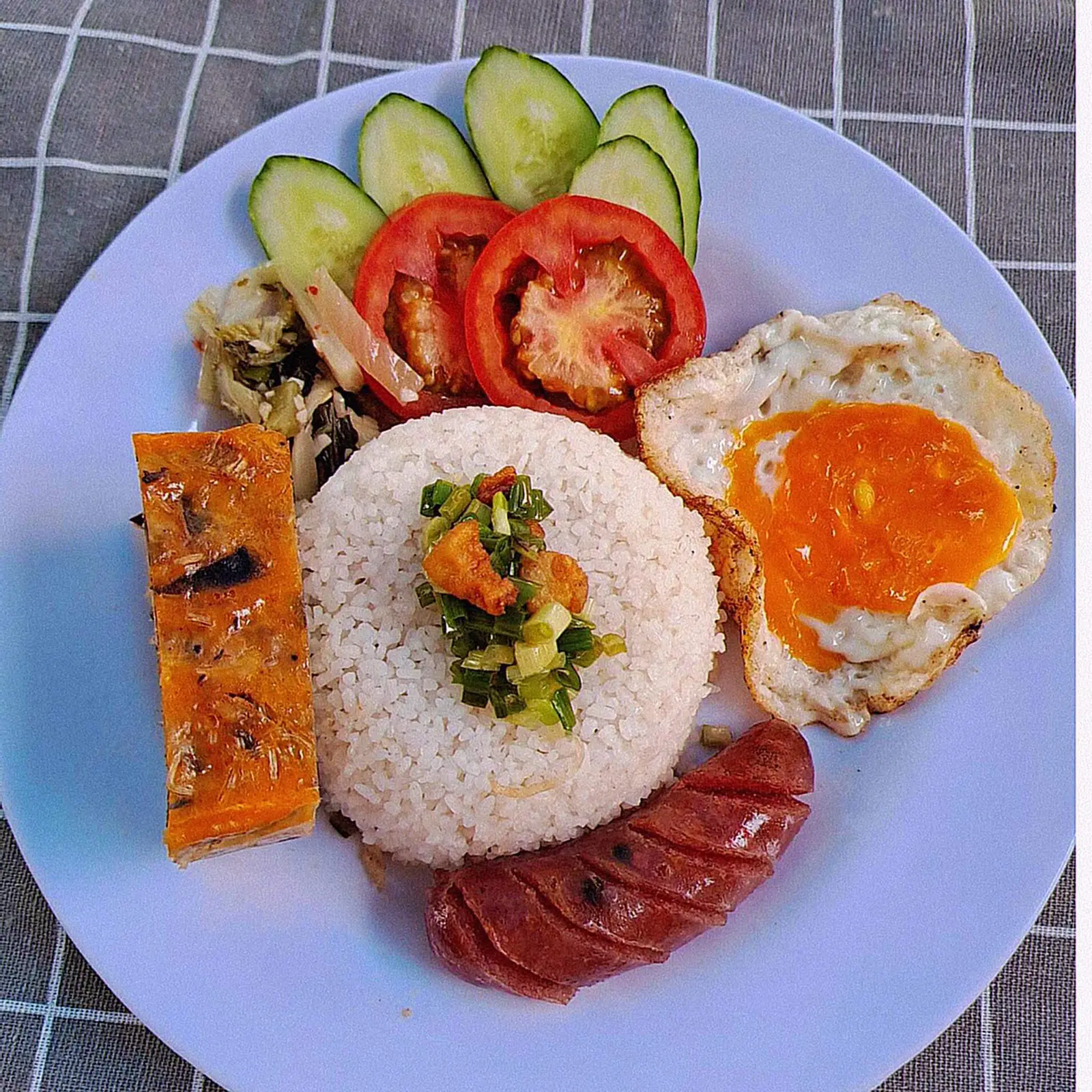 Hình ảnh CƠM- CHẢ- LẠP XƯỞNG- ỐP LA
