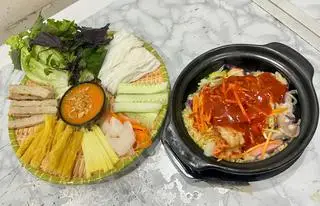 Hình ảnh mỳ trộn bò Mỹ quấn nấm