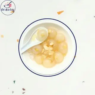 Hình ảnh Chè sen nhãn cốt dừa ( Kèm hạnh nhân)