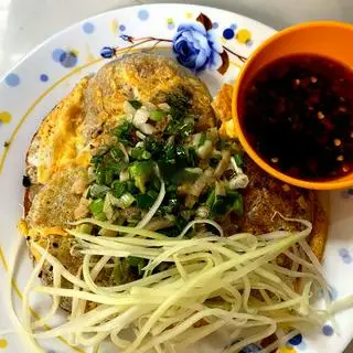 Hình ảnh Bánh môn chiên 2 trứng