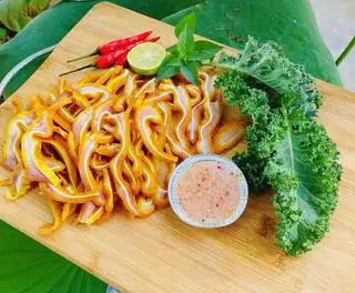 Hình ảnh LỖ TAI HEO Ủ MUỐI