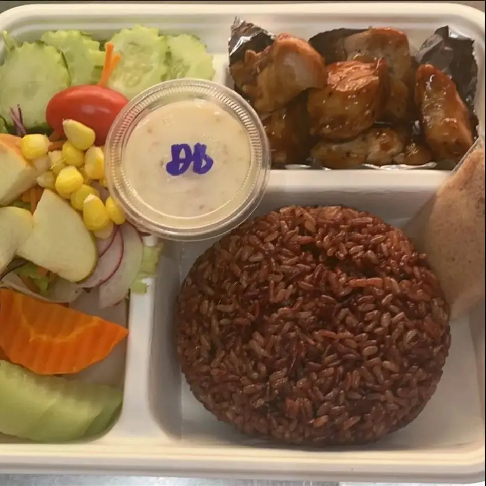 Hình ảnh Combo Đặc biệt Cơm Gạo Lứt & Salad Ức gà nướng sốt teriyaki 