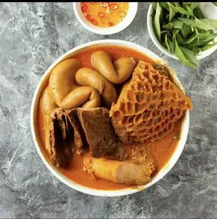 Hình ảnh 3OOgr Phá Lấu Bò - Kèm 2 Ổ Bánh Mì