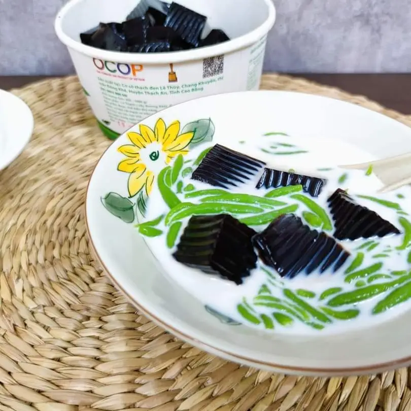 Hình ảnh SƯƠNG SÁO & BÁNH LỌT - CỐT DỪA (Ly/Đá)