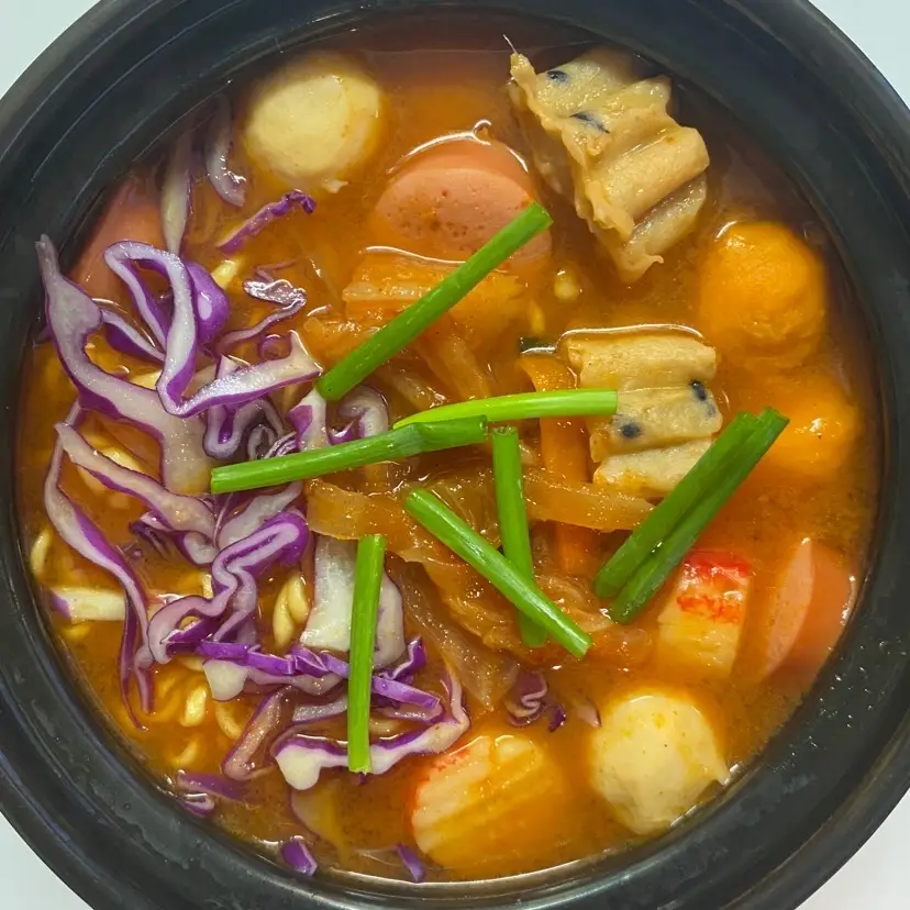 Hình ảnh Mì cay viên thập cẩm