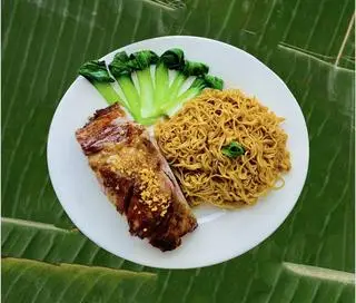 Hình ảnh Mì Trộn Sườn Que Nướng