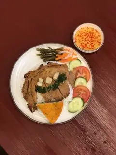 Hình ảnh Cơm sườn - chả trứng