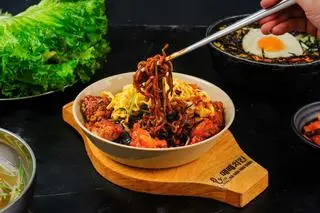 Hình ảnh Mỳ tương đen
