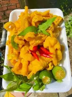 Hình ảnh Chân gà ủ muối
