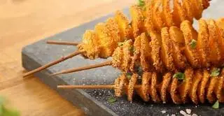 Hình ảnh Khoai tây lốc xoáy lắc