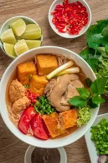 Hình ảnh Bún Riêu có giò