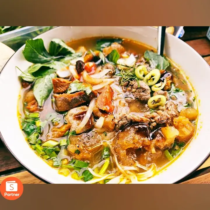 Hình ảnh Phở bò sốt vang Hà Nội