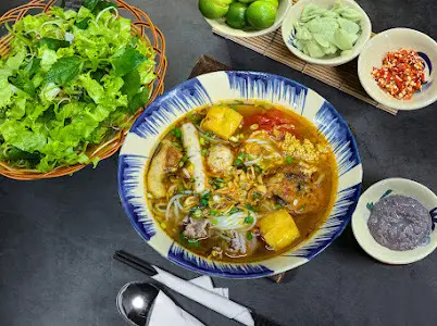 Hình ảnh Bún Riêu Tóp Mỡ Tô Trẻ Em
