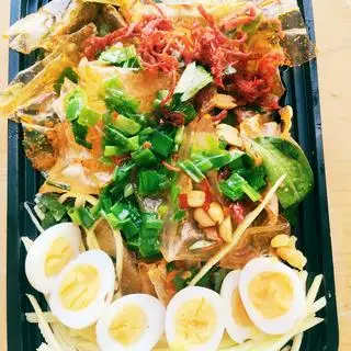 Hình ảnh Bánh tráng phơi sương trộn mỡ hành