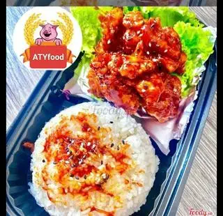 Hình ảnh Cơm gà sốt Hàn Quốc