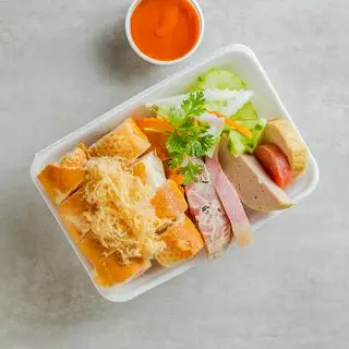 Hình ảnh Bánh mì chả thập cẩm