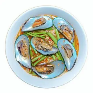 Hình ảnh BÚN THÁI VẸM 