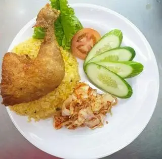Hình ảnh Combo Cơm Chiên Đùi Gà+Cơm Thêm+Ốp La