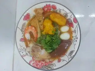 Hình ảnh Bánh Canh Thập Cẩm  (Thịt + Cá + Cút + Tôm)