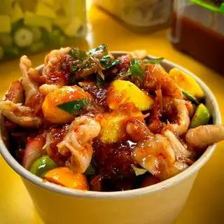 Hình ảnh Chân gà rút xương sốt Thái