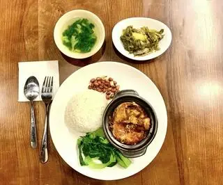 Hình ảnh Cơm cá kho tộ