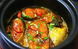 Hình ảnh Cơm Cá Hú Kho Nghệ