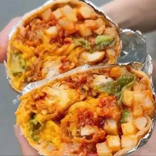 Hình ảnh Tacos Thập Cẩm Gà , Bò