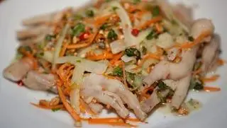 Hình ảnh Chân vịt rút xương nộm xoài